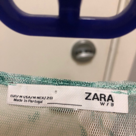 Mint green floral top - Picture 2 of 3